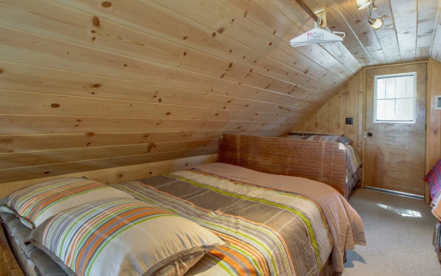 Castle Rock Cabin #2