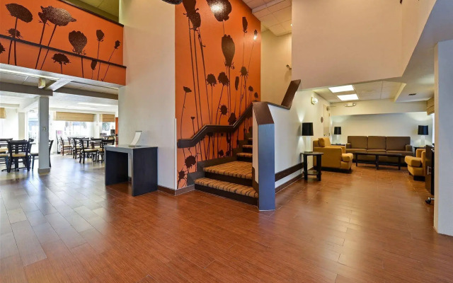 Sleep Inn & Suites Riverfront