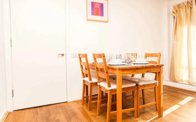 Platinum Apartments in Southwark 9992