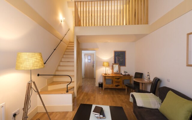 Delphi Resort