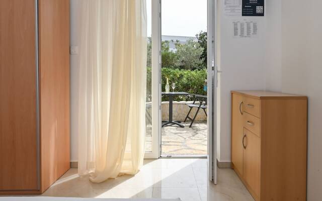 Seagull Apartments & Studios