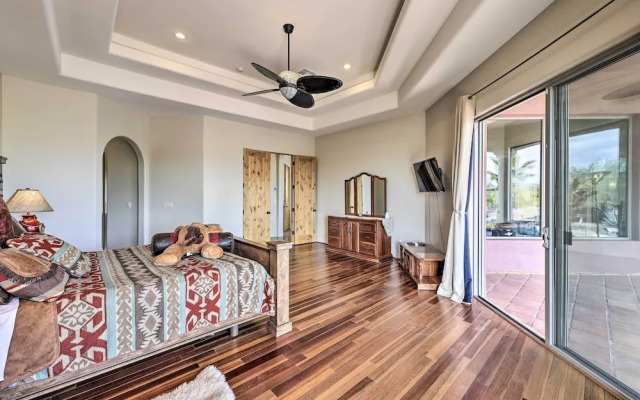 Mtn-view Gem w/ Pool, BBQ & Fire Pit in Scottsdale