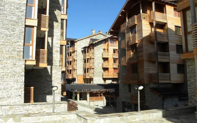 Saint Ivan Ski Apartments