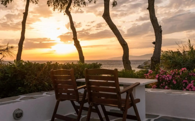 Poseidon Hotel & Suites
