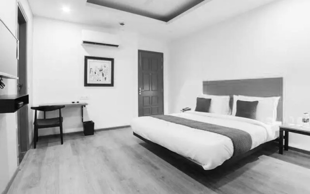 OYO 78628 Townhouse 136 Sector 46 Vikas Marg