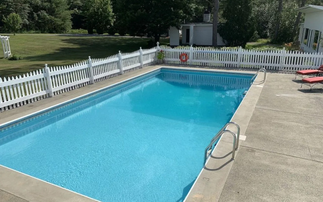 Lovett's Inn and Restaurant