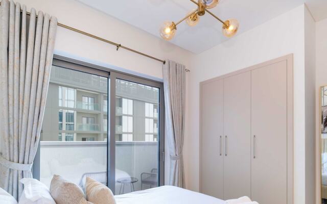 Lux  The Executive Sobha Suite 3