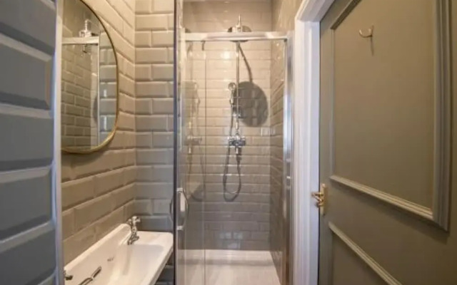 Host Stay Woodroffe Arms Hope Double Room 1