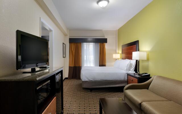 Holiday Inn Express and Suites Atlanta Downtown, an IHG Hotel