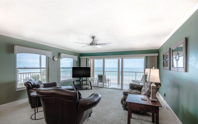 Pointe Condo #201 by Vtrips