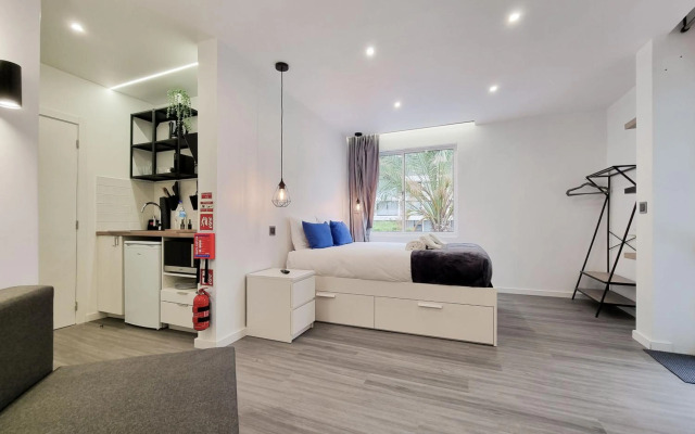 The Jolie Apartments - by the Ocean