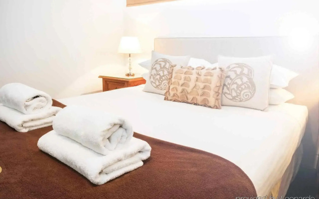 Novotel Lake Crackenback Resort & Spa