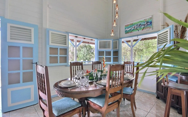 Villa Lyjade, 4 CH, piscine, vue mer