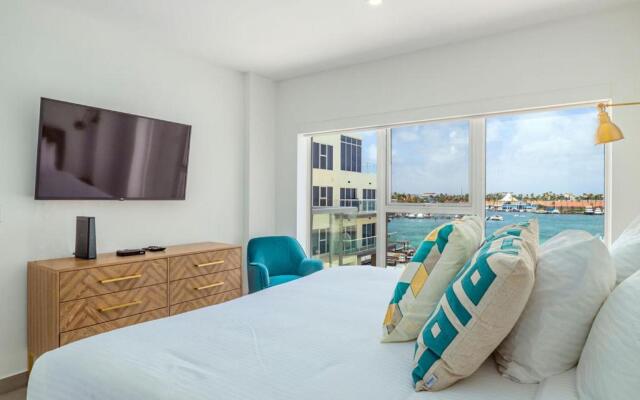 HH-2Bdr413 - NEW Modern Apartment in Oceanfront Luxury Condo in Aruba!