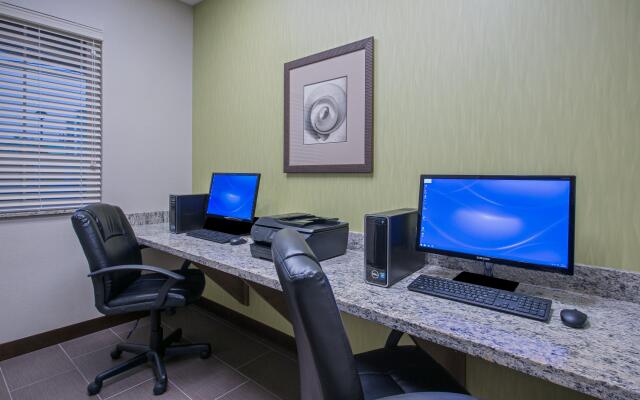 Holiday Inn Express Hotel & Suites Kailua-Kona by IHG