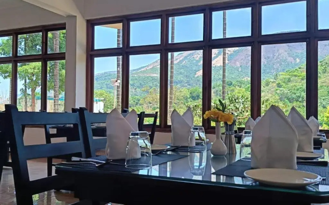 Hill Crest Resort - Coorg