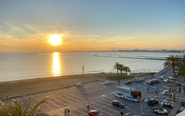 Agi Avenida Apartments