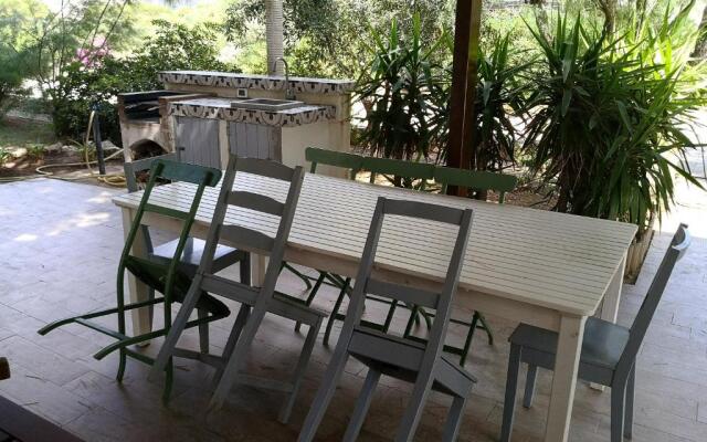 One bedroom appartement with enclosed garden and wifi at Favignana