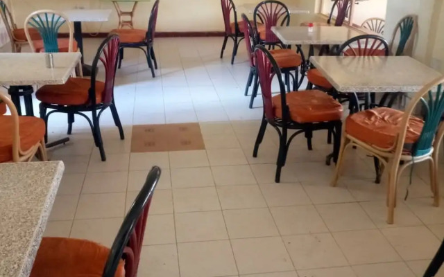 Paleos Restaurant