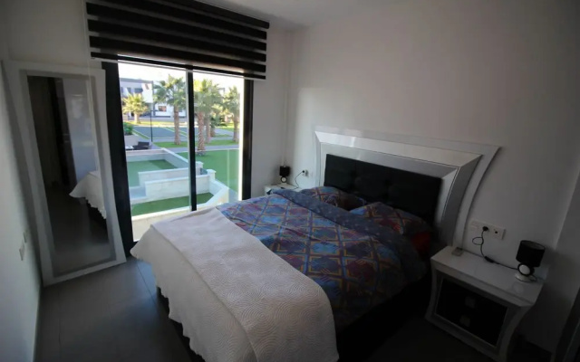 Penthouse Oasis Beach Phase 1 Sunny Home