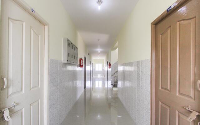 OYO Flagship 46112 Nest Residency
