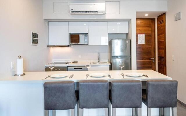 G302 MARLENE Incredible 2 BR condo at Gallery