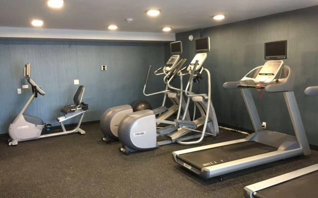 Radisson Hotel Oakland Airport