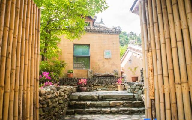 Yinxian Bieyuan Hostel