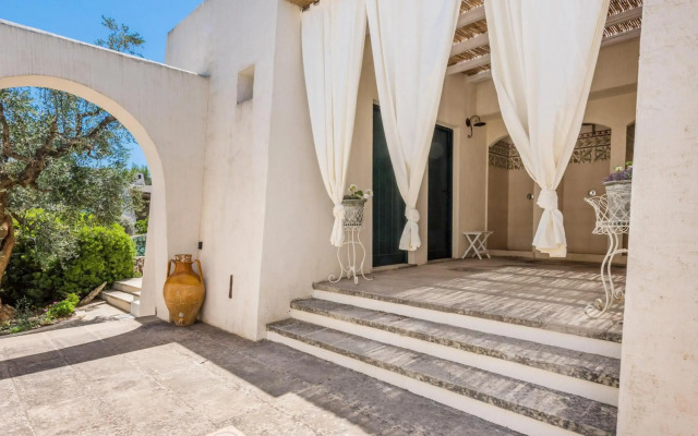 Rustic yet chic apartment