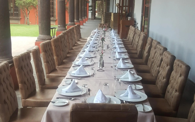 Fiesta Americana Hacienda Galindo Resort & Spa