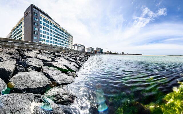 Utop Ubless Hotel Jeju Hamdeok