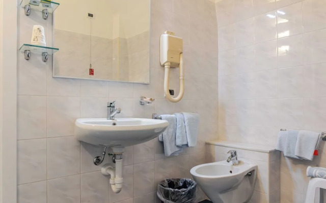 Hotel 3 Comfort and Serenity Heart of Ventimiglia