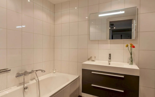 Sarphati Apartments Suites