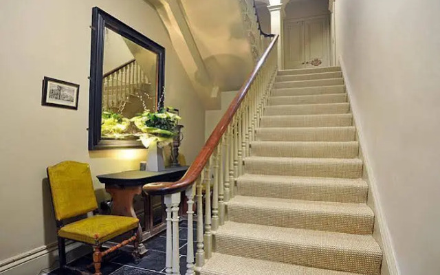 Royal Parade Apartments