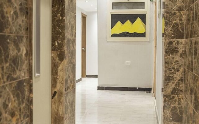 Hassan Pyramids Hotel