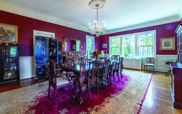 Hillcrest Mansion Inn