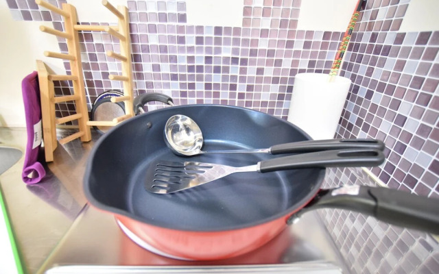 Nipponbashi Art Hotel