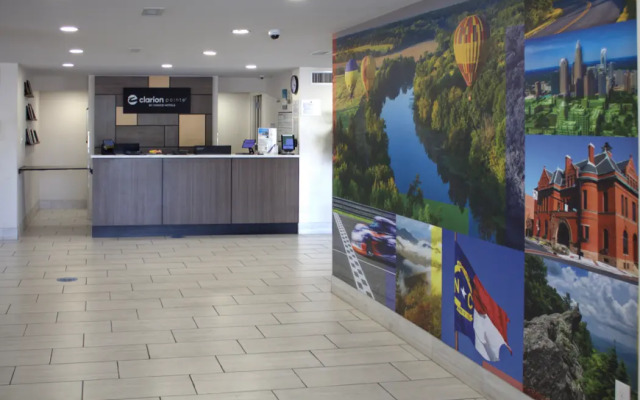 Clarion Pointe Statesville