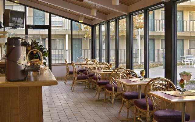 Tulsa Extended Stay Inn and Suites