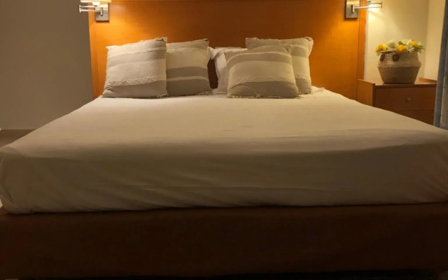 Philippos Studios & Apartments