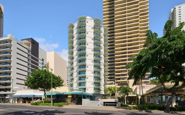 Aston Waikiki Circle Hotel