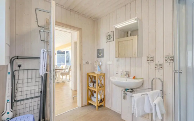 Awesome Home in Zerpenschleuse With 2 Bedrooms