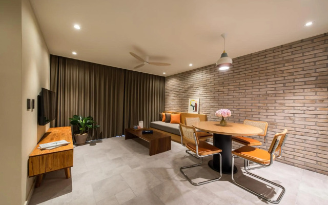 The Weekand Resort