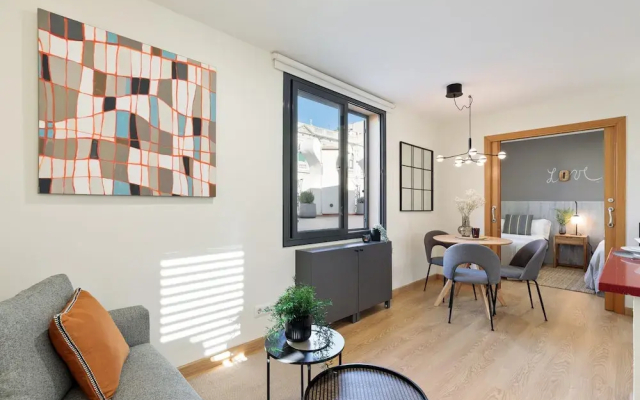 Rambla Paris Attic Apartment