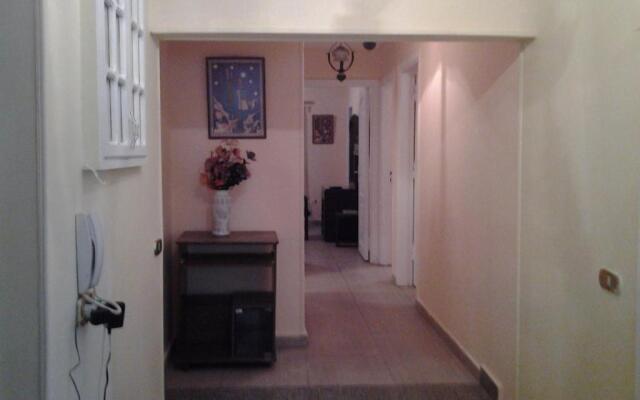 Three bedrooms apartment Degla Maadi