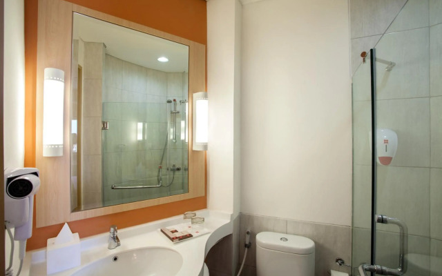 Ibis Jakarta Harmoni