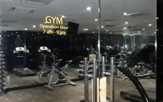 Pacific Express Hotel