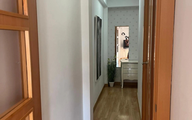 Bonito apartamento en Granada (zona palacio congresos y metro)