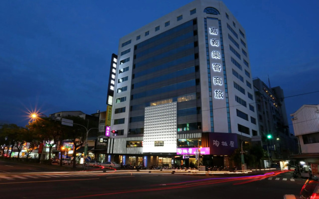 Chiayi Look Hotel
