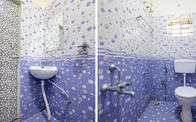 OYO 19749 New Shelton Suites